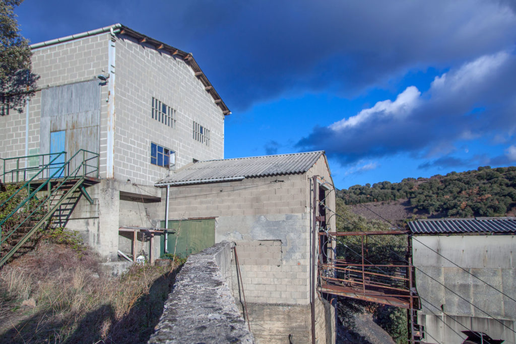 Restos de la Mina de Carbones Viloria. Torre del Bierzo. León 2017