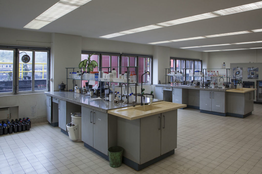 Antiguo laboratorio. Central Termica de Aboño. Carreño. Asturias 2019