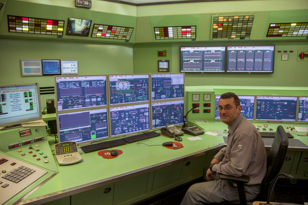 Sala de control de la Central Térmica de Aboño. EDP. Carreño. Asturias 2019