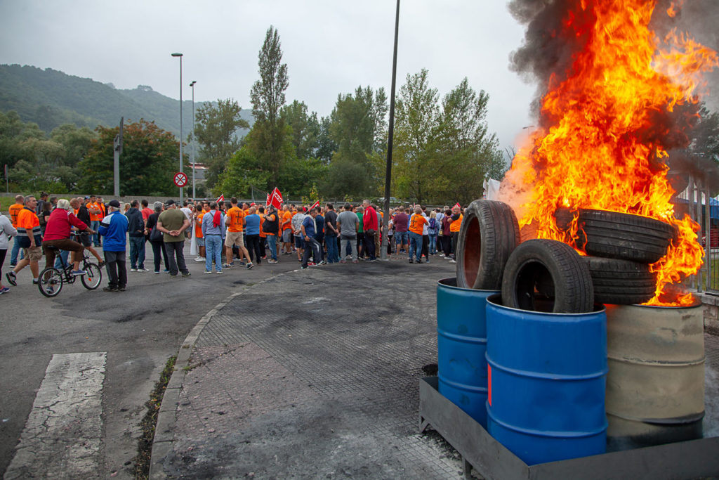 Marcha a pie desde la Factoria de Vesuvius al ayto de Langreo. Asturias 2019