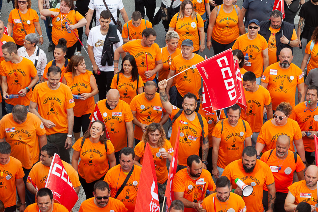 Marcha a pie desde la Factoria de Vesuvius al ayto de Langreo. Asturias 2019