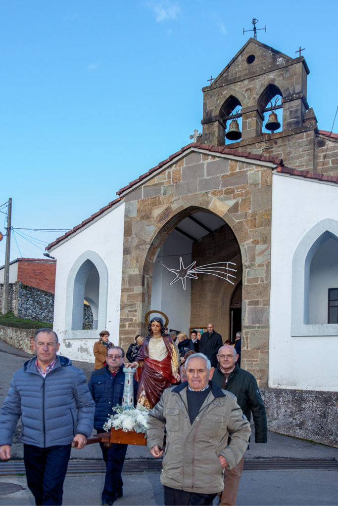 Procesión de Santa Bárbara. Cocañin. San Martín del Rey del Aurelio. Asturias 2017
