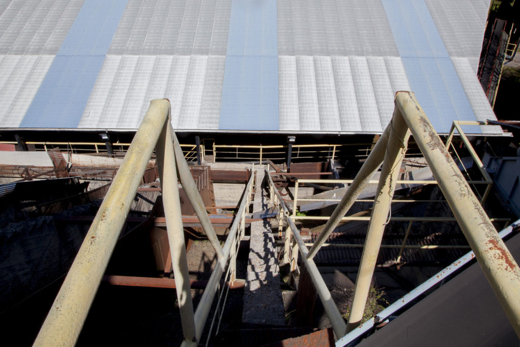Instalaciones cerradas del Lavadero Salgueiro. Grupo Salgeiro, de UMINSA. Torre del Bierzo. León 2019