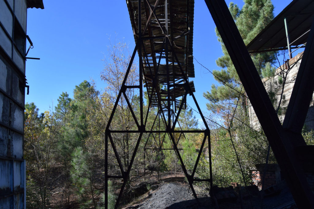 Instalaciones abandonadas de la Mina de Negrín. Fabero. León 2018