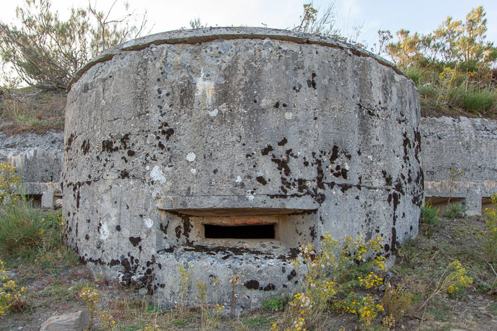 Fortificaciones de la guerra civil en el Puerto de Tarna. León 2019
