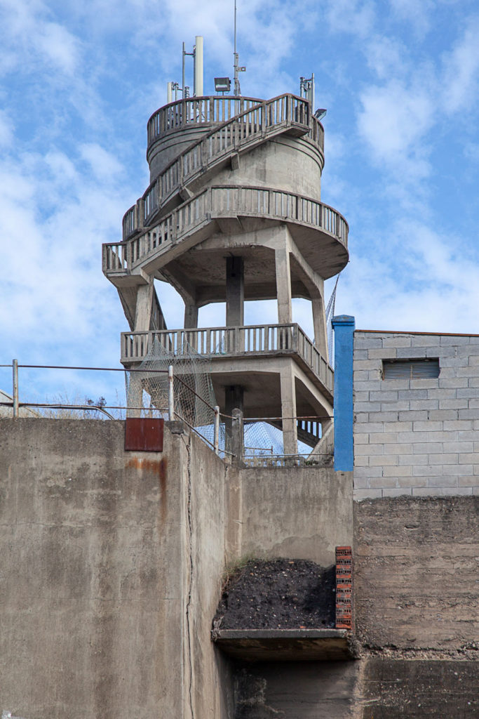 Antiguos cargaderos de carbon de la MSP. Barrio de La Placa. Ponferrada. León 2019
