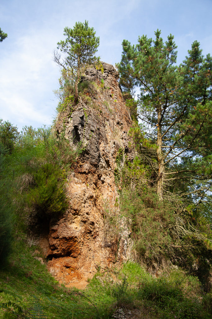 Peñas Negras y el Laberinto del Valle de Trapaga – Trapagaran. Vizcaya 2019
