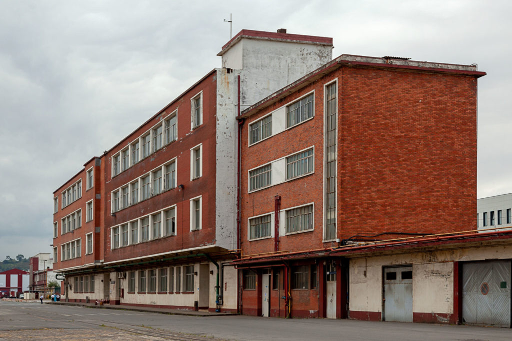 Factoría industrial de Construcciones Navales del Norte. La Naval. Sestao. Bizkaia 2019