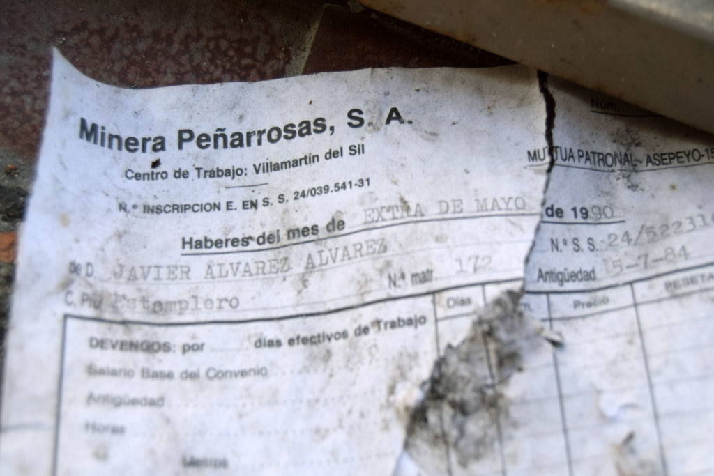 Oficinas de las instalaciones abandonadas de la Mina de Negrín. Fabero. León 2018