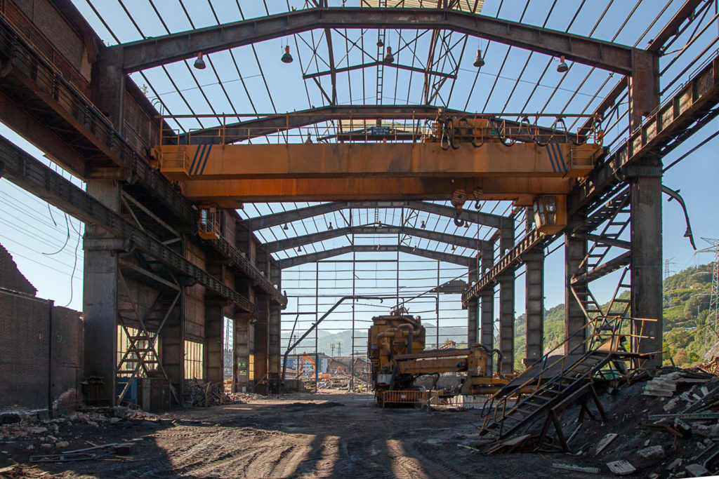 Derribo de la factoría industrial de Felguera Melt. Langreo 2020