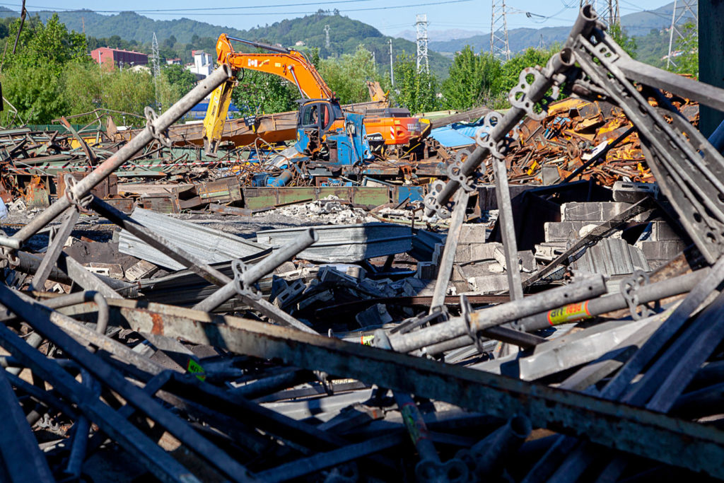Derribo de la factoría industrial de Felguera Melt. Langreo 2020