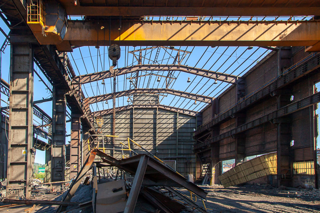 Derribo de la factoría industrial de Felguera Melt. Langreo 2020