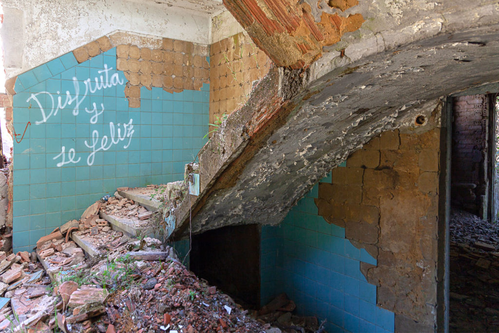 Instalaciones abandonadas de el Pozo El Terrerón. Mosquitera II. Tuilla. Langreo. Asturias 2019