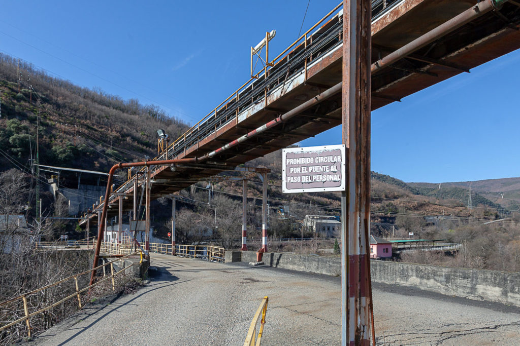 Instalaciones cerradas del lavadero de carbón Alinos. UMINSA. Toreno. León 2020