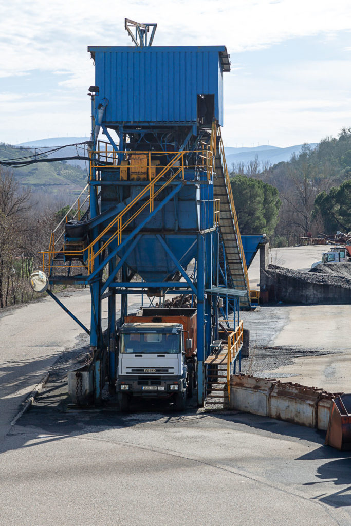 Instalaciones cerradas del lavadero de carbón Alinos. UMINSA. Toreno. León 2020