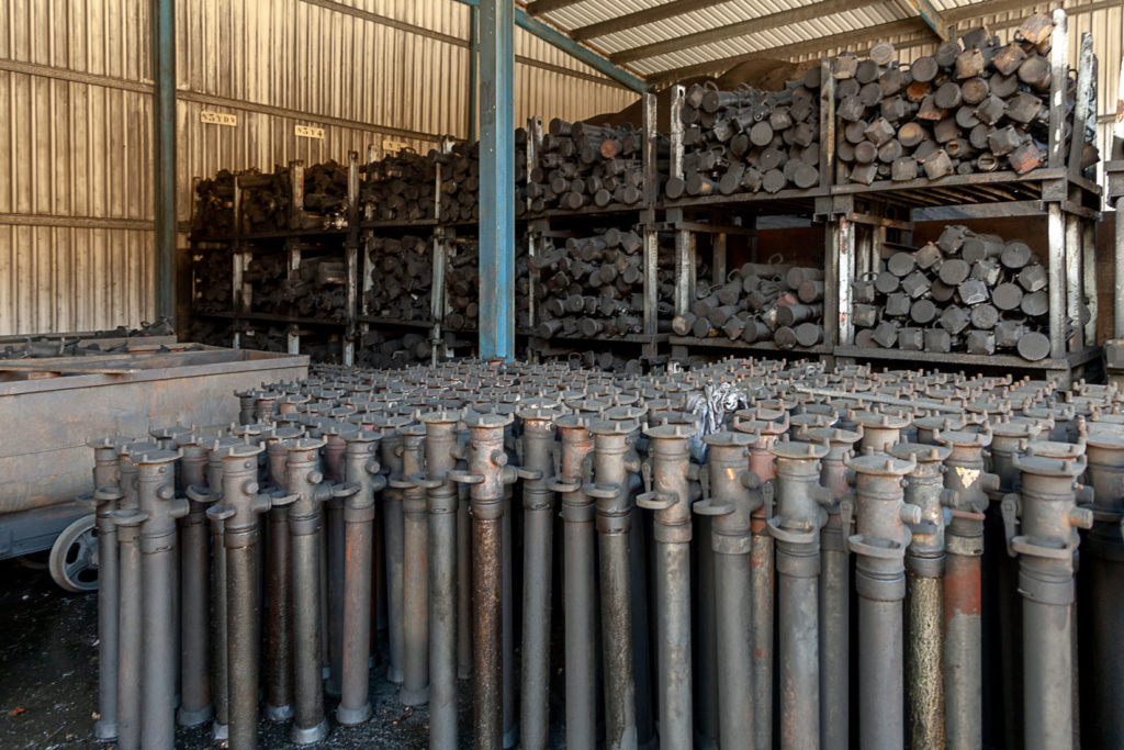 Manpostas hidráulicas en las instalaciones cerradas de los talleres y almacenes de UMINSA. Toreno. Leon 2020