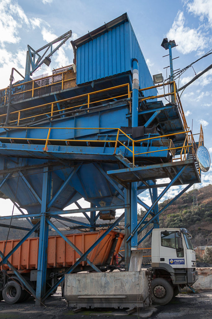 Instalaciones cerradas del lavadero de carbón de Alinos. UMINSA. Toreno. León 2020
