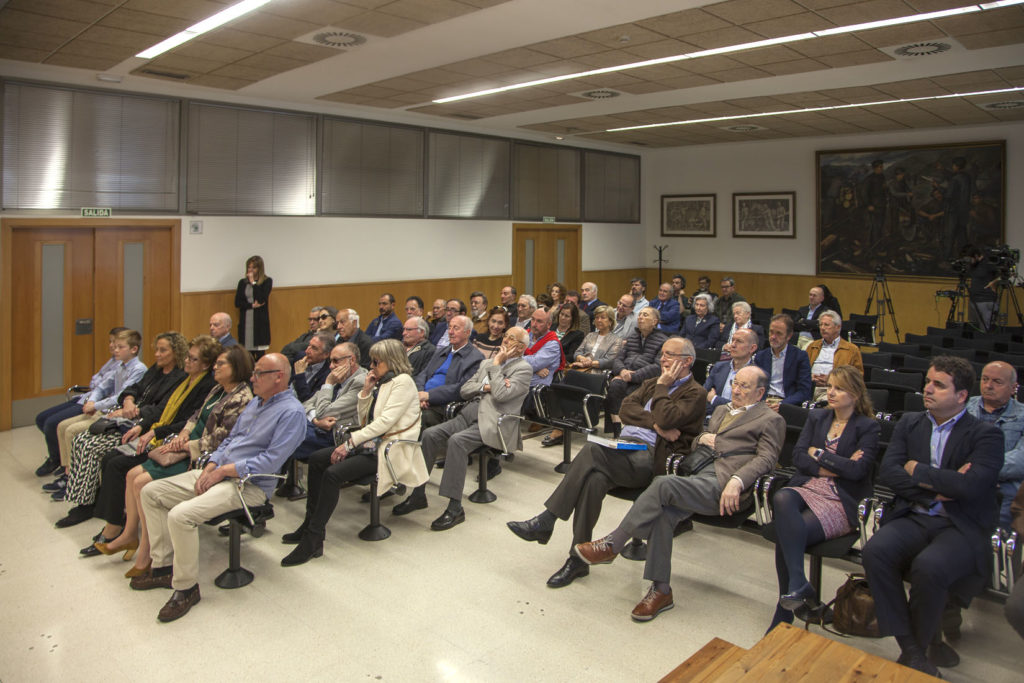 Homenaje al Profesor de la Escuela Politécnica de Mieres, y escritor, Luis Jesús Llaneza. Mieres. Asturias 2019