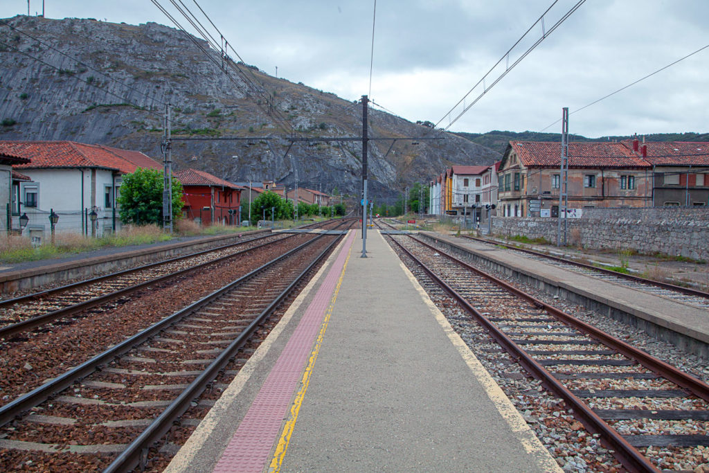Estación del ferrocarril de Santa Lucia de Gordón. León 2019