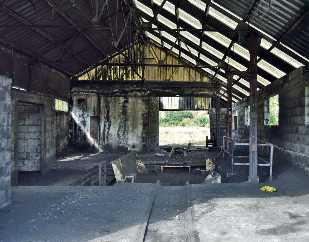 Tolvas de las instalaciones abandonadas de el Transversal general de la MSP. Villablino. León 2018