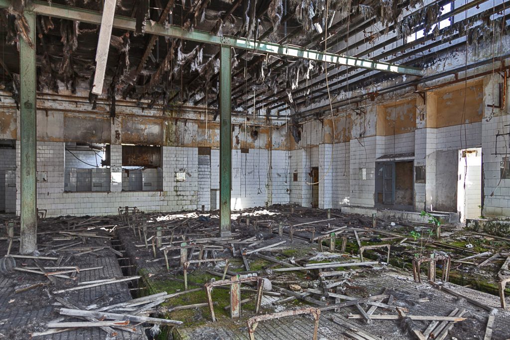 Instalaciones abandonadas del Pozo Pumarabule. Carbayín. Siero 2020.