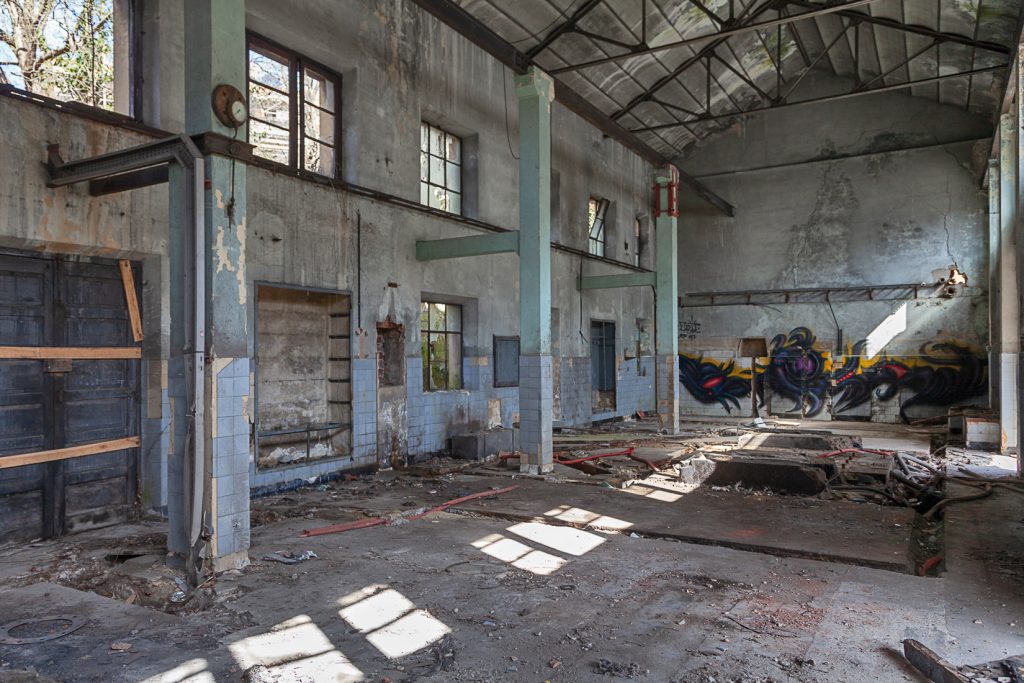 Instalaciones abandonadas del Pozo Pumarabule. Carbayín. Siero 2020.