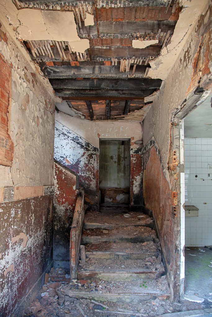 Instalaciones abandonadas del Pozo Pumarabule. Carbayín. Siero 2020.