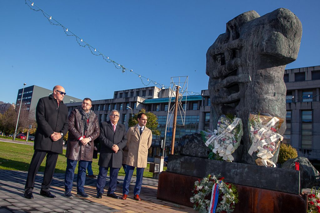Ofrenda al Monumento Minero el día de Santa Bárbara. Mieres. Asturias 2019