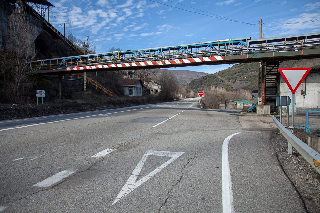Instalaciones cerradas del lavadero de carbón de Alinos. UMINSA. Toreno. León 2020