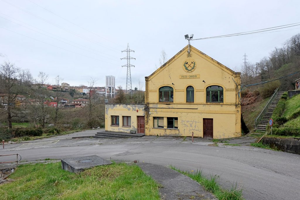 Oficinas del Pozo Candín y Pozo El Cabritu. Langreo. Asturias. 2019