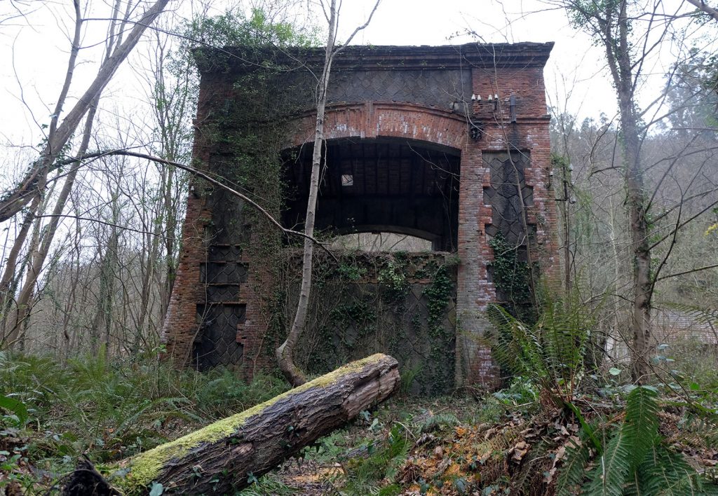 Casa de máquinas del primer piso de Mina Mariana. Mieres. Asturias. 2017