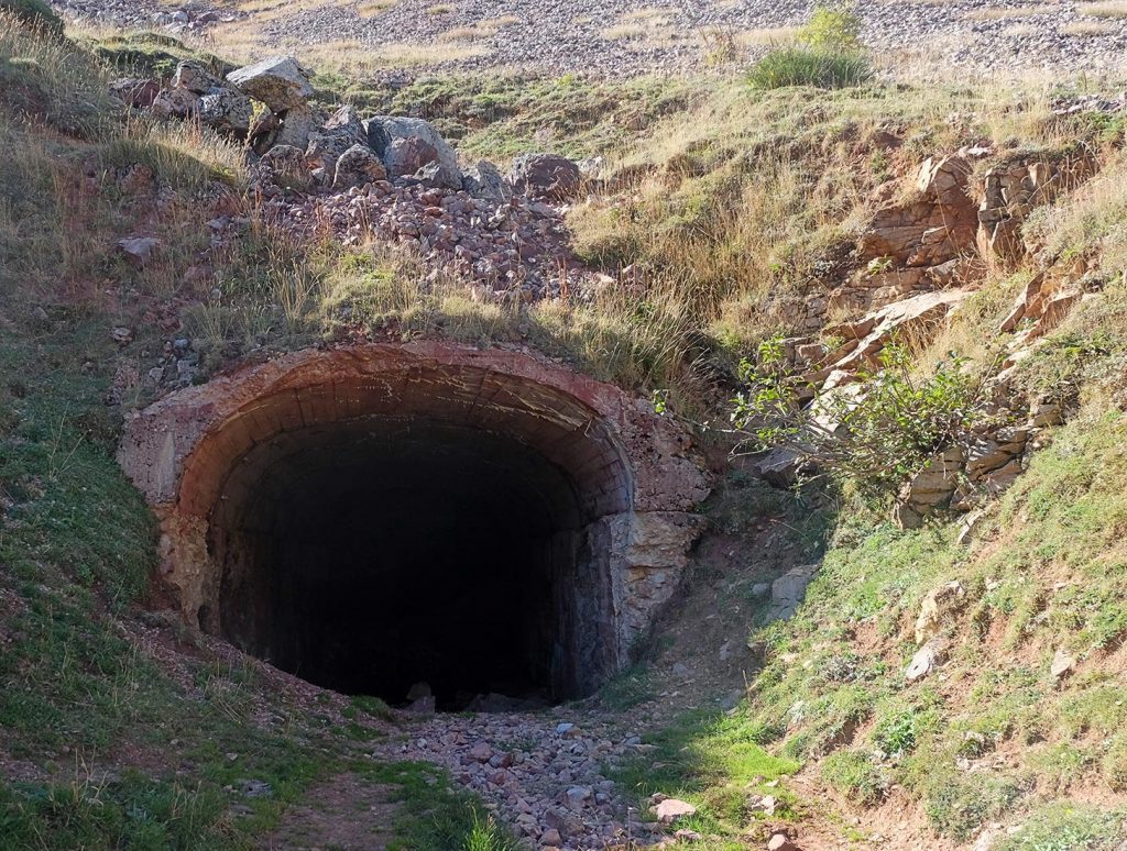 Bocamina del primer piso de Mina Santa Rita. Somiedo. Asturias. 2019