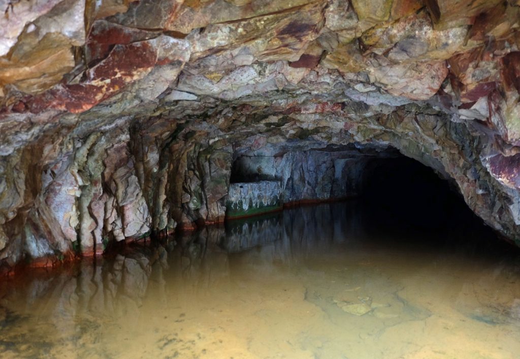 Interior de la Bocamina de la Mina Mariqueta. Candamo. Asturias. 2018