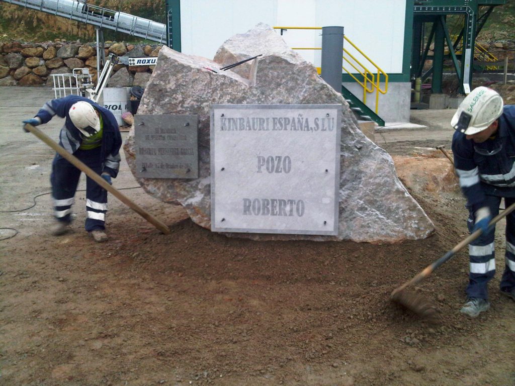 Pozo Roberto. Mina de oro. Boinas. Belmonte de Miranda. Asturias 2012