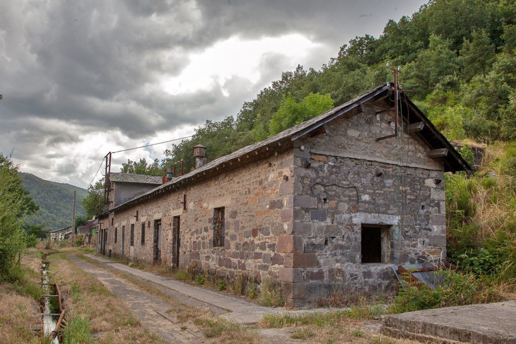 Instalaciones exteriores del Pozo Lumajo. Villaseca de Laciana. Villablino. Leon 2020