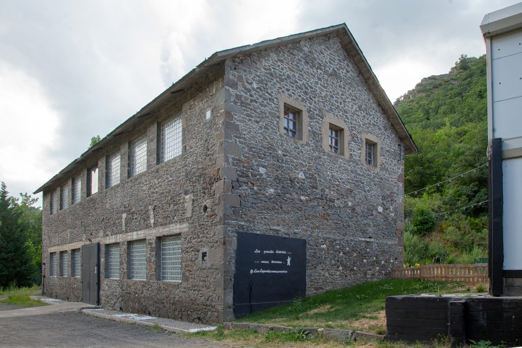 Fabrica de cerveza artesana 12.70, en las antiguas instalaciones del Pozo Lumajo. Villaseca de Laciana. Villablino. Leon 2020