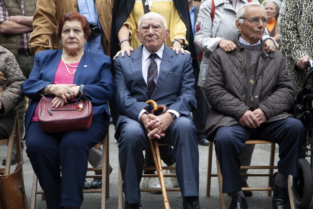 Premio Pozo Fortuna. Grupo de familiares de la Fosa Común de Tiraña. Turon. Mieres. Asturias 2018