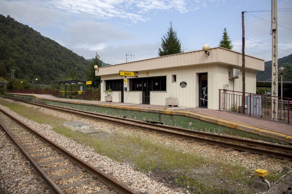 Estación de tren de Ablaña. Mieres. Asturias 2018