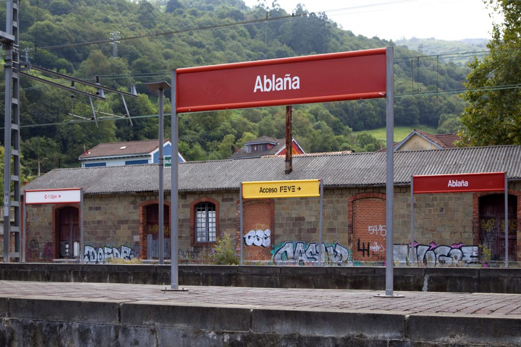 Estación de tren de Ablaña. Mieres. Asturias 2018