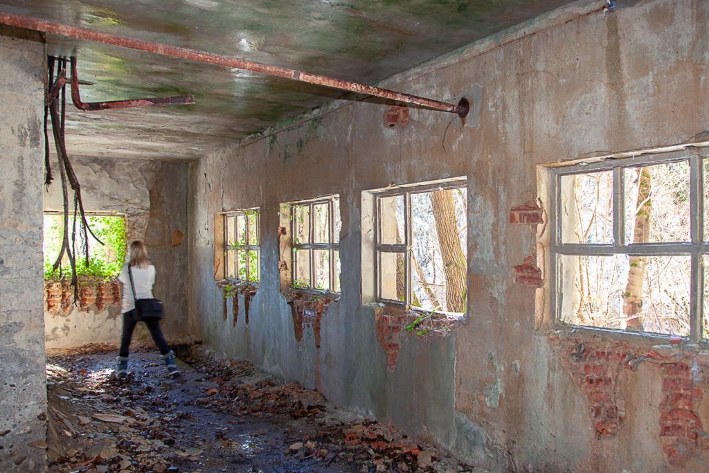 Instalaciones abandonadas del Pozo San Fernando. Orilles. Aller. Asturias 2021