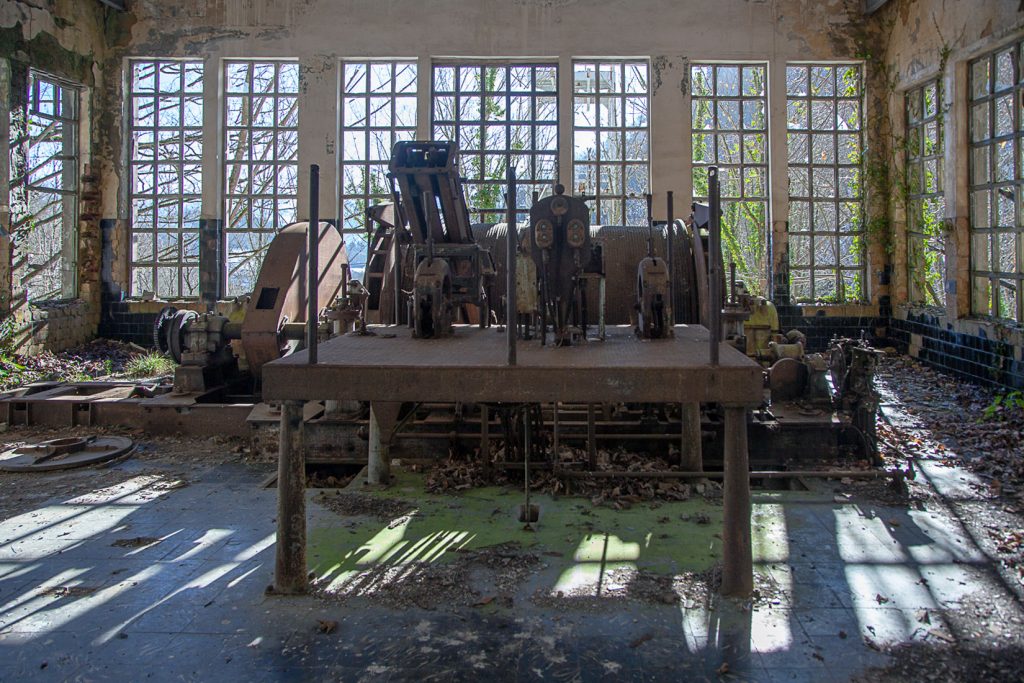 Instalaciones abandonadas del Pozo San Fernando. Orilles. Aller. Asturias 2021