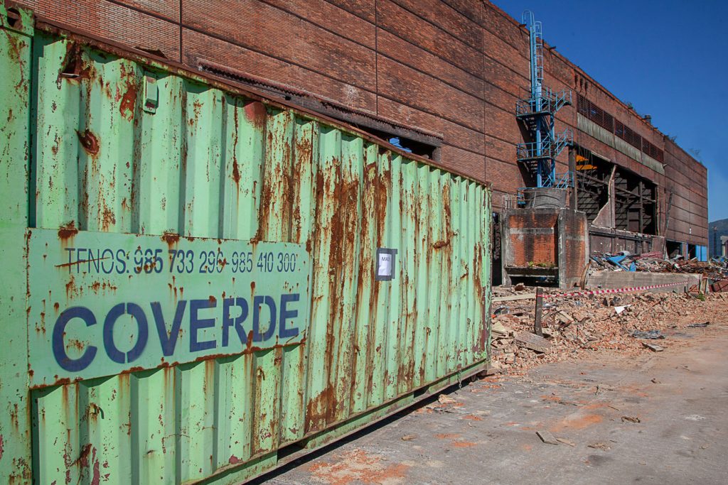 Derribo de la factoría industrial de Felguera Melt. Langreo 2020