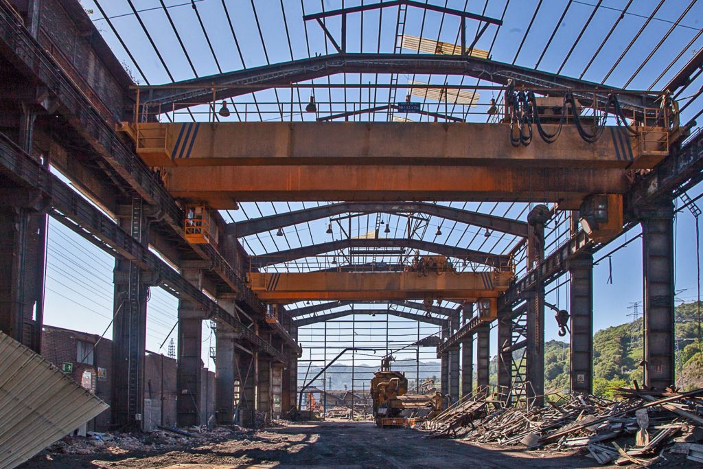 Derribo de la factoría industrial de Felguera Melt. Langreo 2020