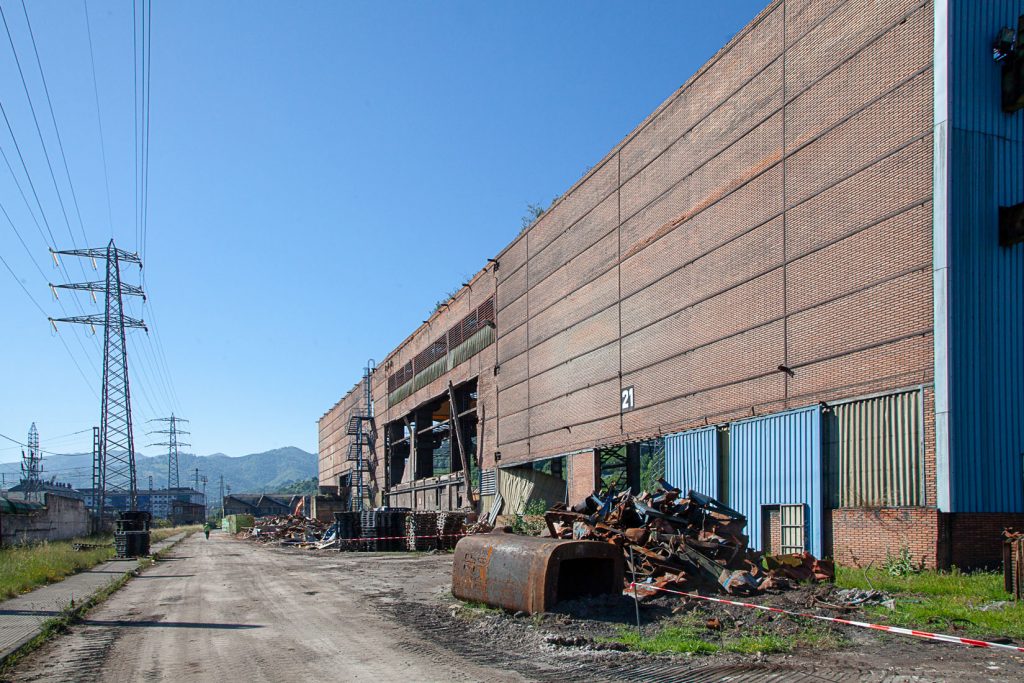 Derribo de la factoría industrial de Felguera Melt. Langreo 2020