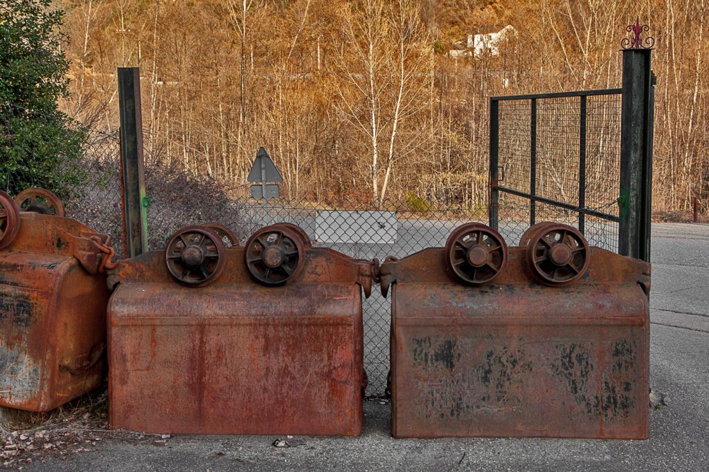 Instalaciones cerradas del Pozo Santa Cruz del Sil. Paramo del Sil. León 2020