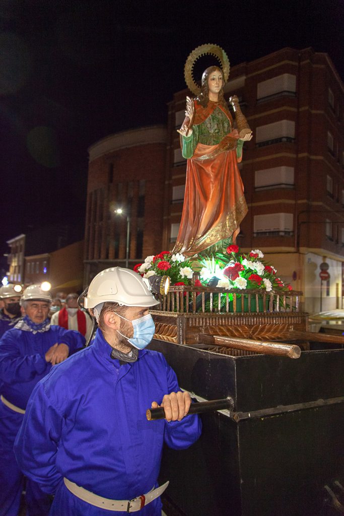 Procesión Minera el día de Santa Barbara. Fabero. León 2021