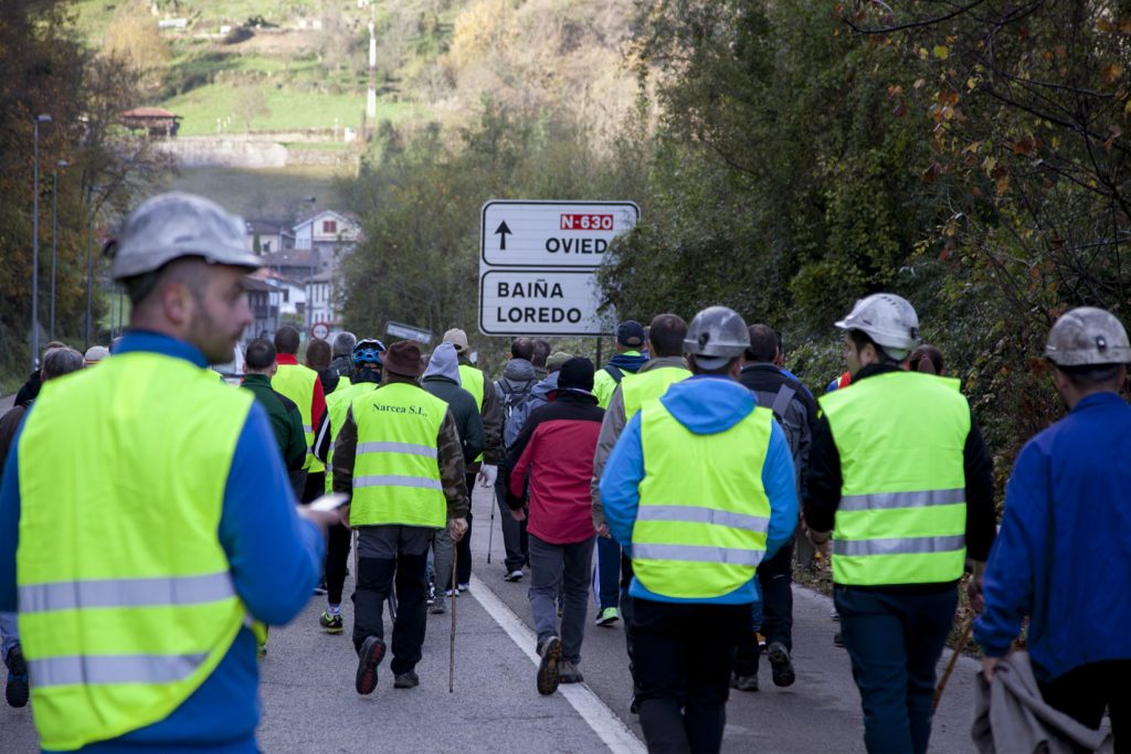Marcha a pie de mineros de Castilla y León andando a Oviedo en defensa de una transición justa. Mieres. Asturias 2018