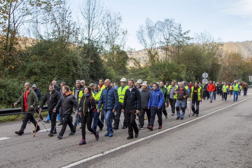 Marcha a pie de mineros de Castilla y León andando a Oviedo en defensa de una transición justa. Mieres. Asturias 2018