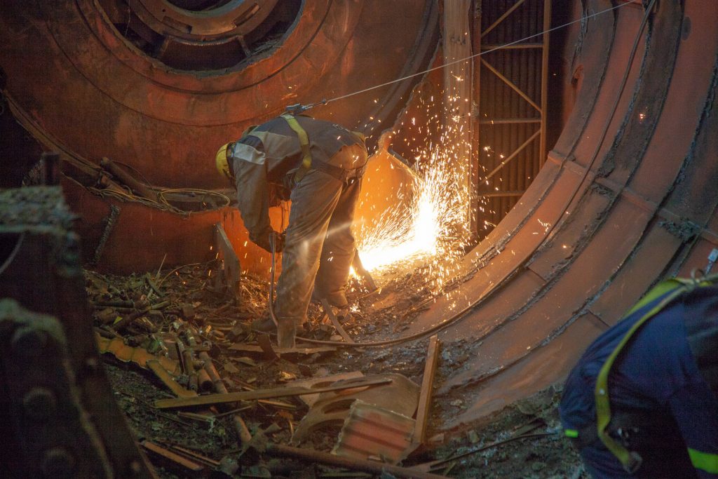 Desmantelamiento de la Central Térmica de Velilla del Río Carrión. Palencia 2021