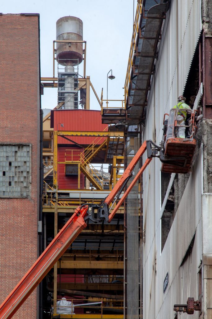 Desmantelamiento de la Central Térmica de Velilla del Río Carrión. Palencia 2021